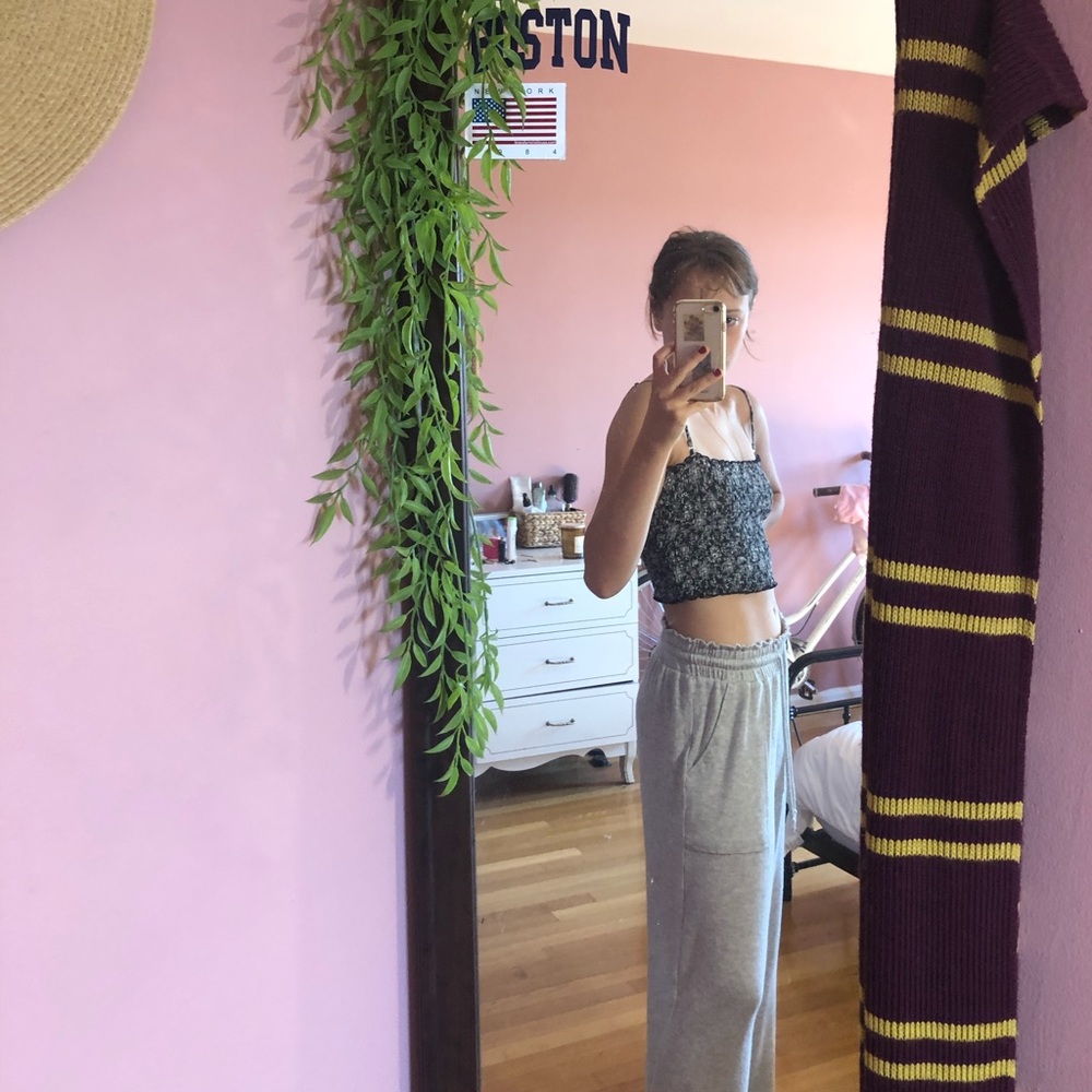 popcorn straight neck cami crop top